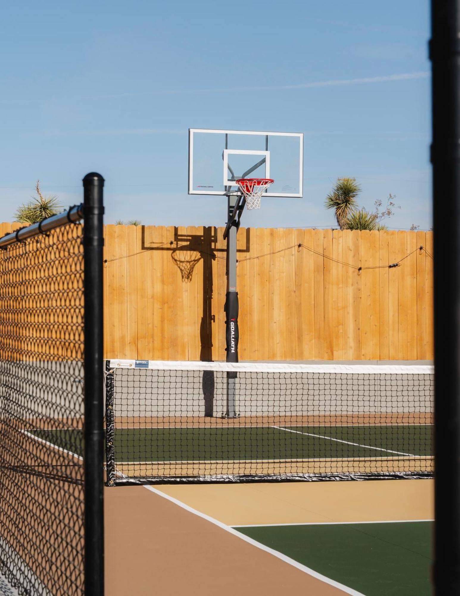 Ventana Cove Pickleball Retreat Юкка-Вэлли Экстерьер фото
