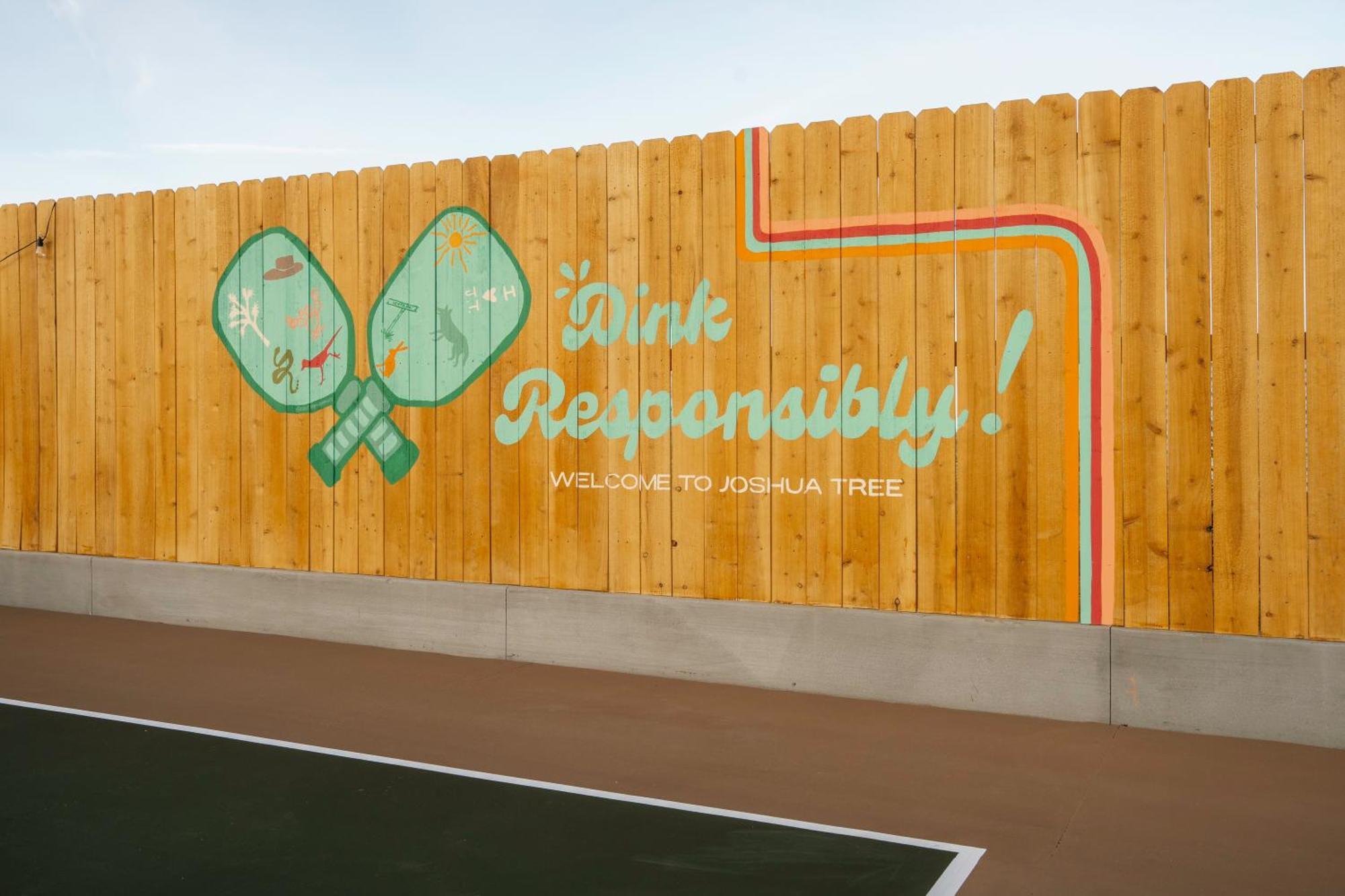 Ventana Cove Pickleball Retreat Юкка-Вэлли Экстерьер фото